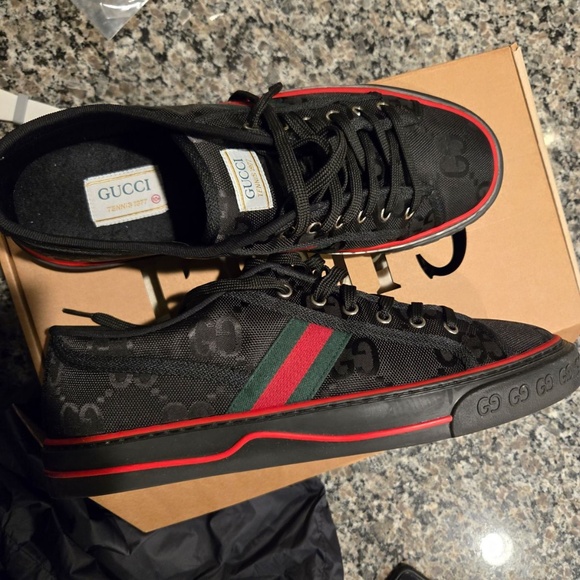Men’s GUCCI Off The Grid Sneaker